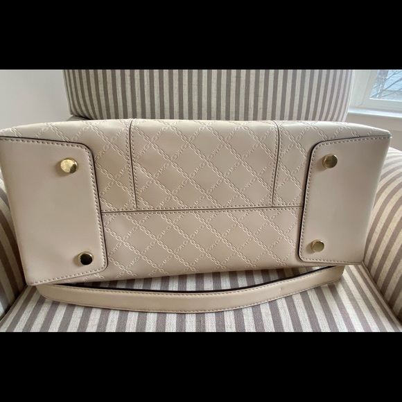 Michael Kors Grammercy Large Satchel - Light Cream - Picture 3 of 6